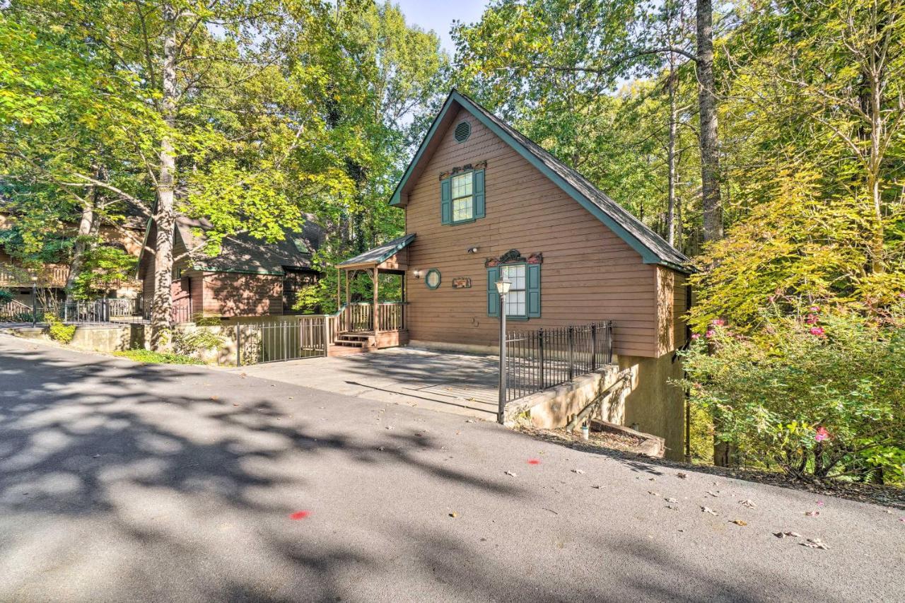 Picturesque Pigeon Forge Cabin With Mountain Views Dış mekan fotoğraf